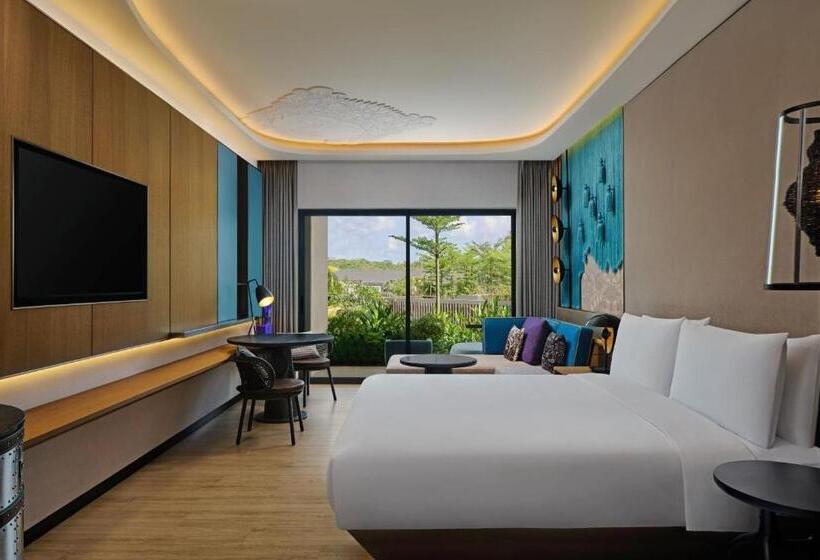 Номер Deluxe Кровать Кинг, Renaissance Bali Nusa Dua Resort
