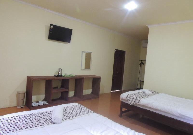 חדר סופריור, Homestay Effendi Borobudur Syariah By Ndalem Beong