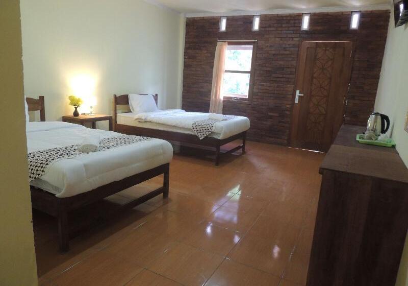 غرفة سوبيريور, Homestay Effendi Borobudur Syariah By Ndalem Beong