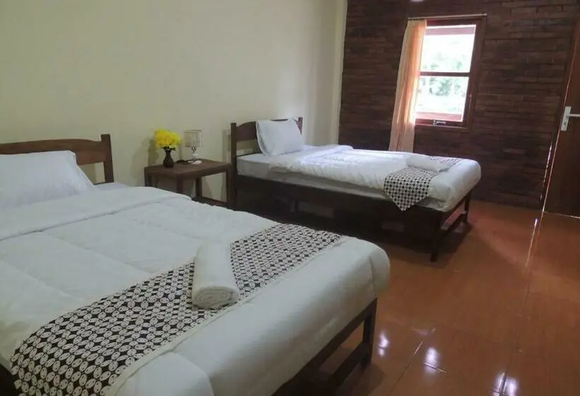 スーペリアールーム, Homestay Effendi Borobudur Syariah By Ndalem Beong