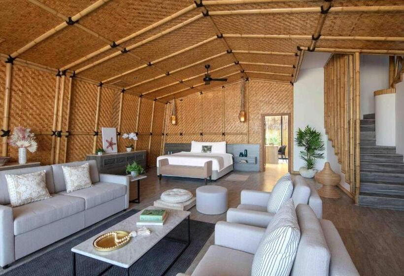 Вилла 2 Спальни, Anantara World Islands Dubai Resort