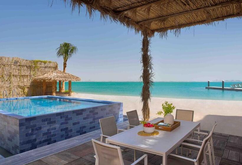 Вилла 4 Спальни, Anantara World Islands Dubai Resort