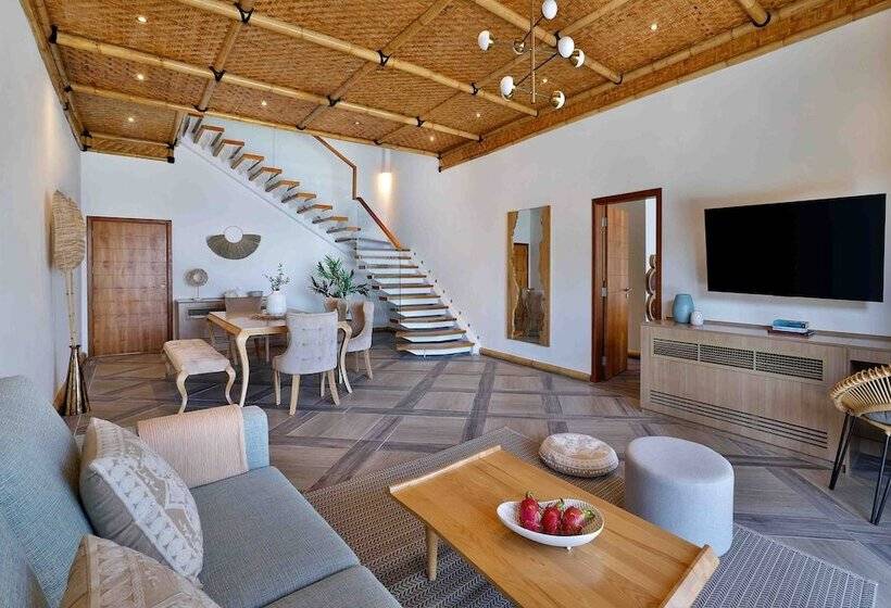 Вилла 4 Спальни, Anantara World Islands Dubai Resort