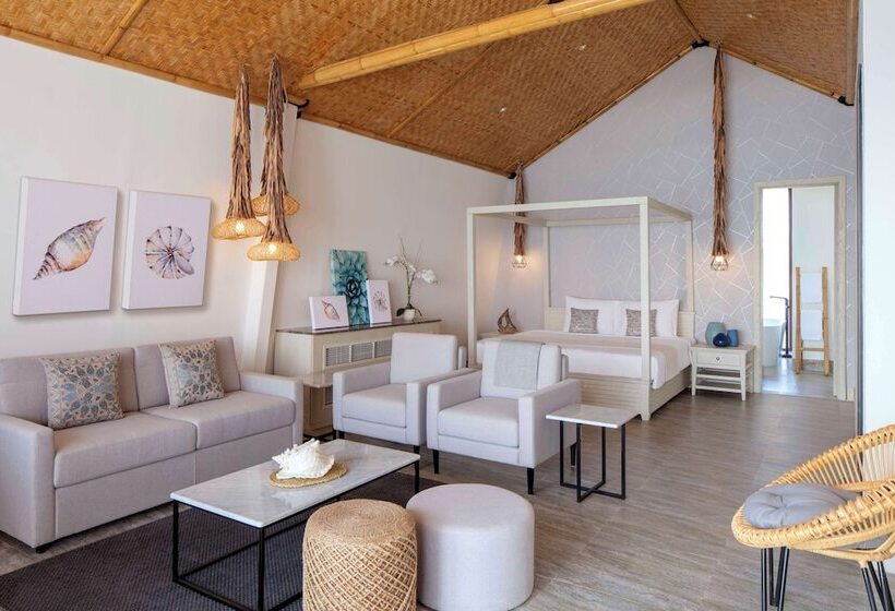 Полулюкс Вид на Море, Anantara World Islands Dubai Resort