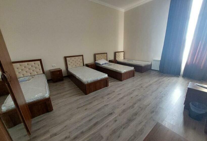 غرفة قياسية رباعية, Samarabonu