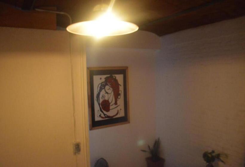 חדר סטנדרט, Canova Hostel & Pizza