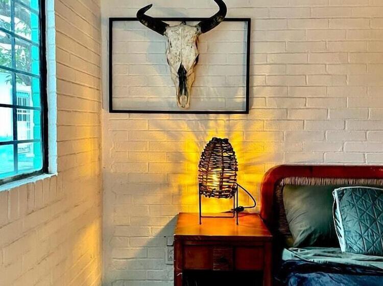 חדר משפחתי, Canova Hostel & Pizza