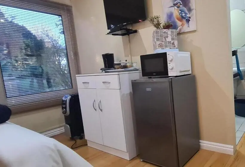 ビジネスルーム, Sunrise Serenity Guest House
