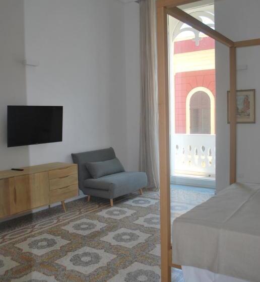 חדר דלוקס צדדי נוף לים, Palazzo Del Cavaliere