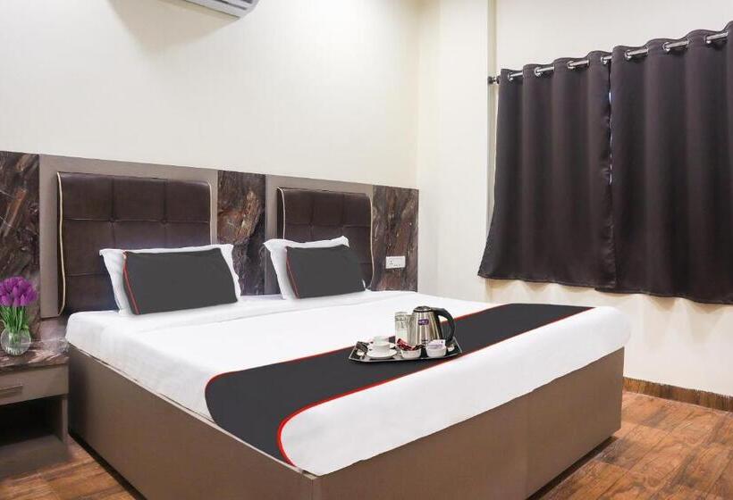 חדר קלאסי לשלושה, Fabhotel The Villa Ii