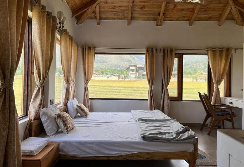스탠다드 룸, Osho Himalayas Wellness Resort