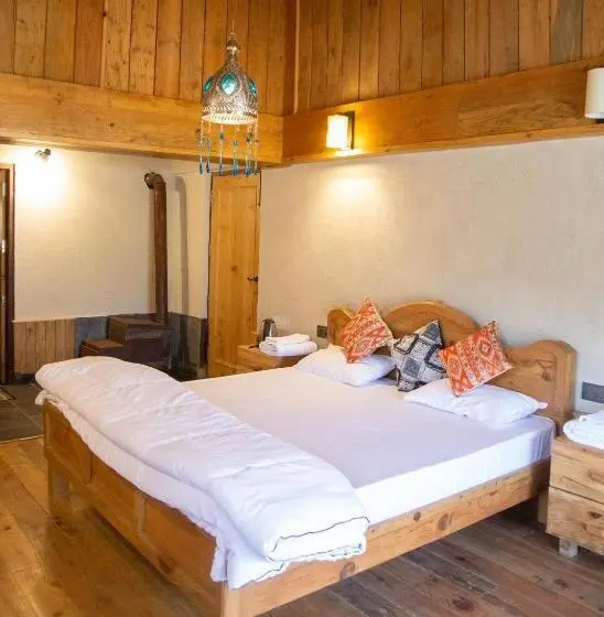 ２ベッドルームハウス, Osho Himalayas Wellness Resort