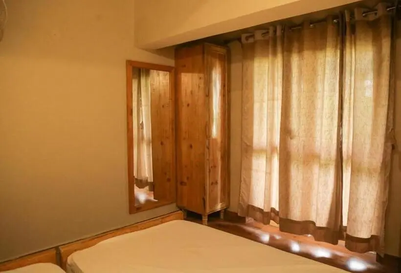 エコノミールーム, Osho Himalayas Wellness Resort