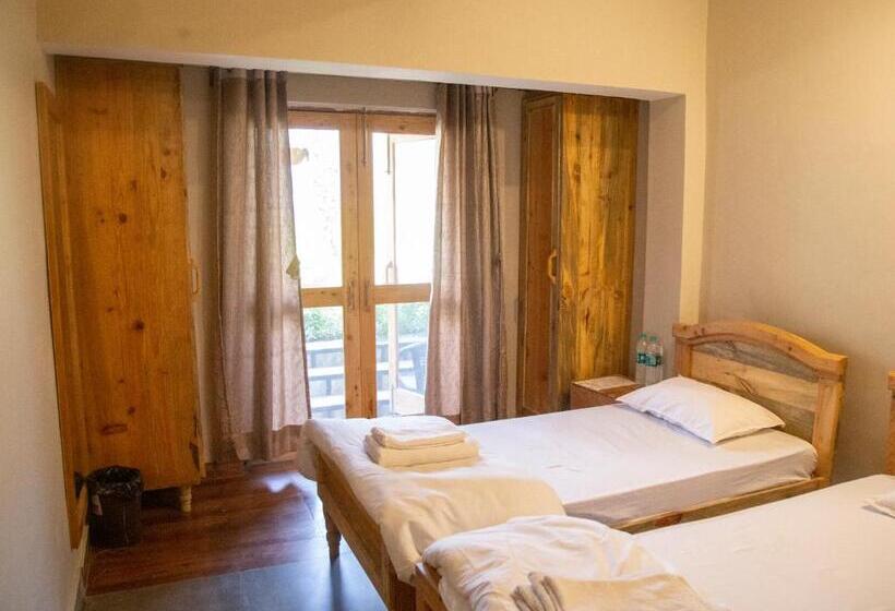 غرفة إقتصادية, Osho Himalayas Wellness Resort