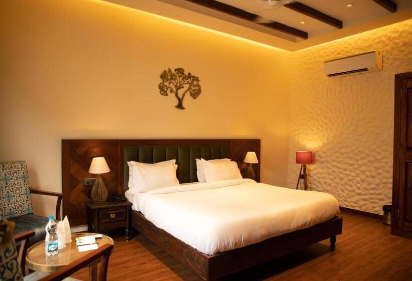 スタンダードスタジオ, Palm Villas