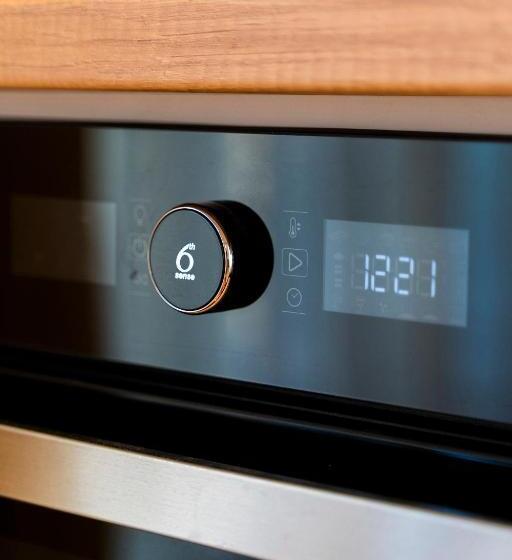 استودیوی استاندارد, Ono Apart