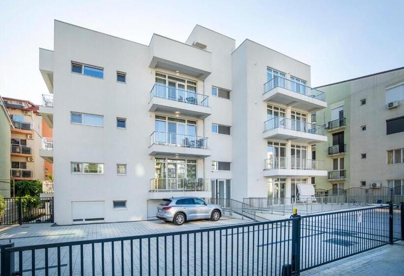 استودیوی استاندارد, Ono Apart