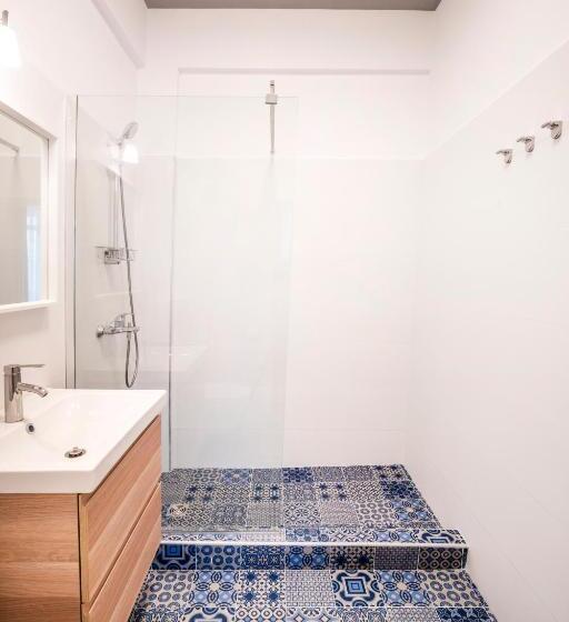 استودیوی استاندارد, Ono Apart