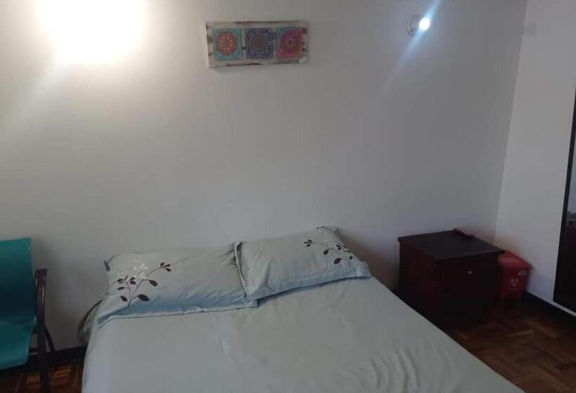 اتاق استاندارد با بالکن, Bogotá Calle 100