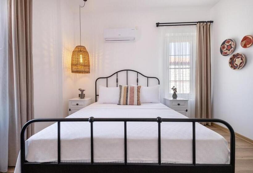 غرفة ديلوكس, Caliza Alaçatı