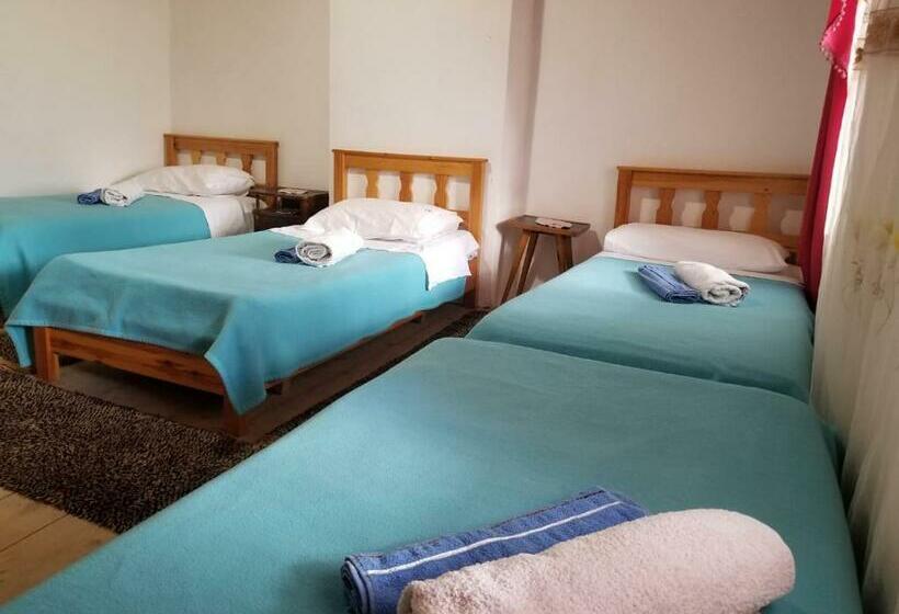 スタンダード４人部屋, Bujtina Carku