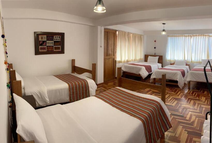4인용 스탠다드 룸, Shanti Hotel Pisac