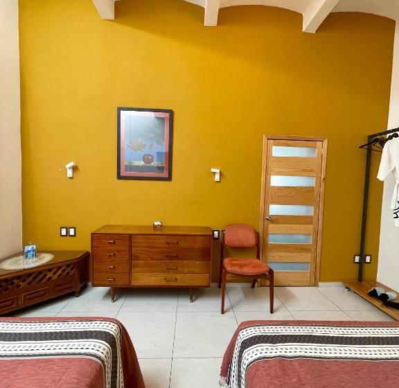 اتاق استاندارد با تخت بزرگ, Larimar Gallery Y Hotel Boutique