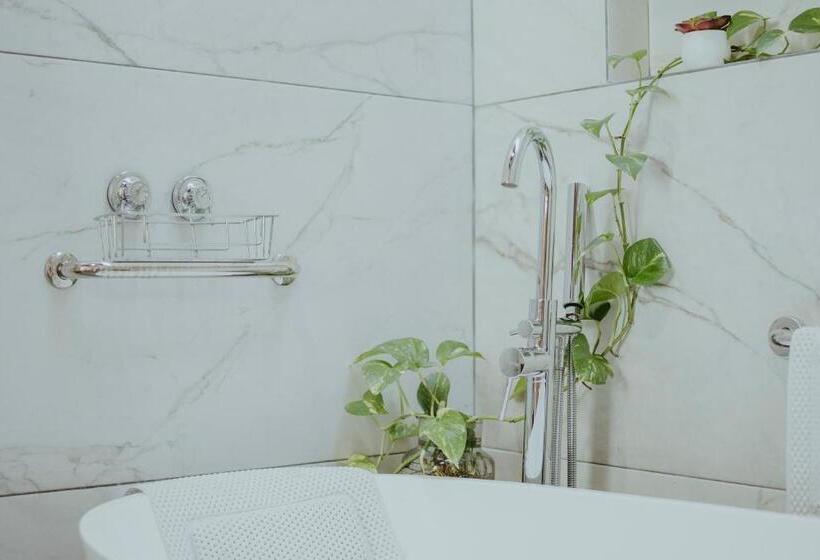 اتاق سوپریور با تخت بزرگ, Larimar Gallery Y Hotel Boutique