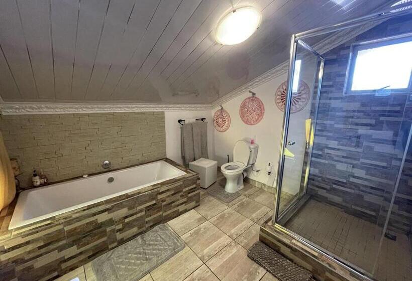 חדר משפחתי דלוקס, @grace Guesthouse