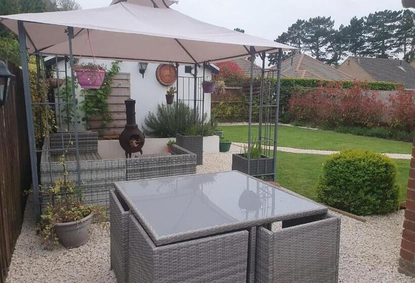 Номер Стандарт, Sally S Bed And Breakfast