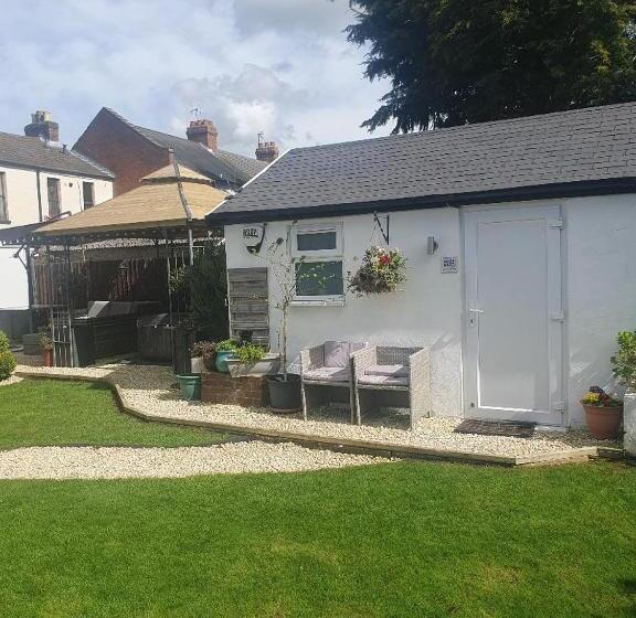 Номер Стандарт, Sally S Bed And Breakfast