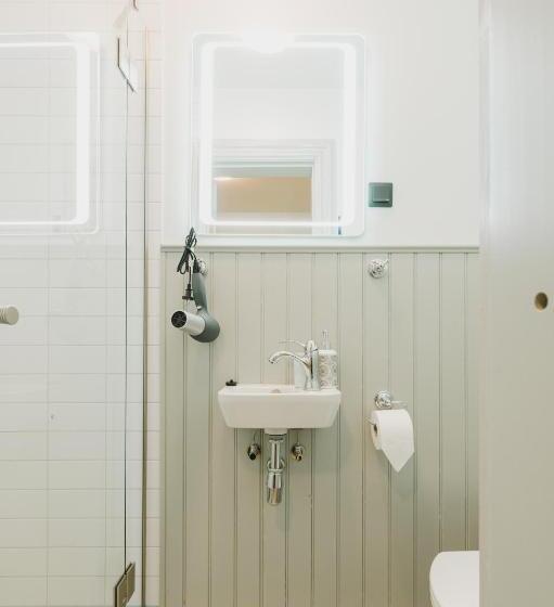 اتاق پریمیوم چهارنفره, Villa Fannyhof