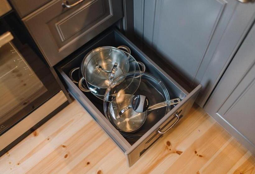 اتاق پریمیوم چهارنفره, Villa Fannyhof