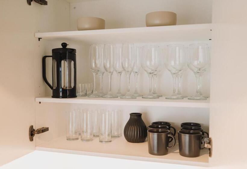 اتاق پریمیوم چهارنفره, Villa Fannyhof