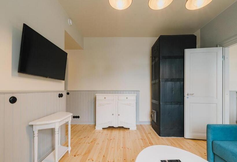 اتاق پریمیوم چهارنفره, Villa Fannyhof