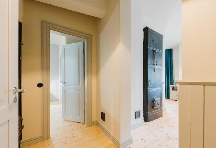 سوییت لوکس, Villa Fannyhof