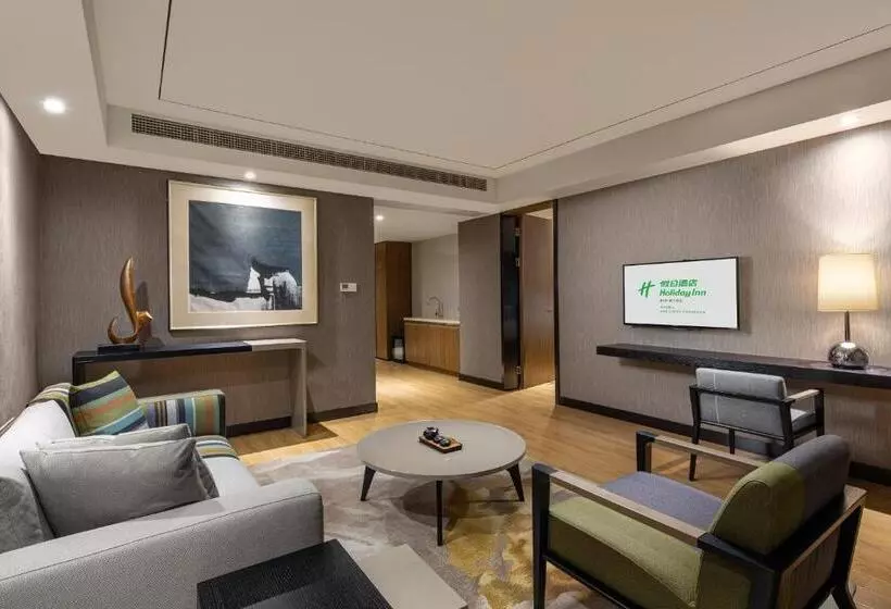 キングサイズベッドのスタンダードルーム, Holiday Inn Hangzhou Chaoshan, An Ihg