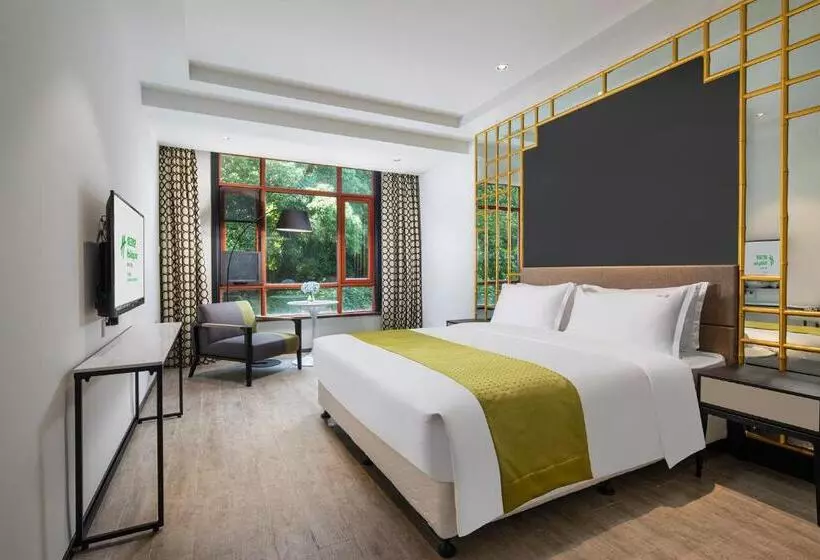 キングサイズベッドのスタンダードルーム, Holiday Inn Hangzhou Chaoshan, An Ihg