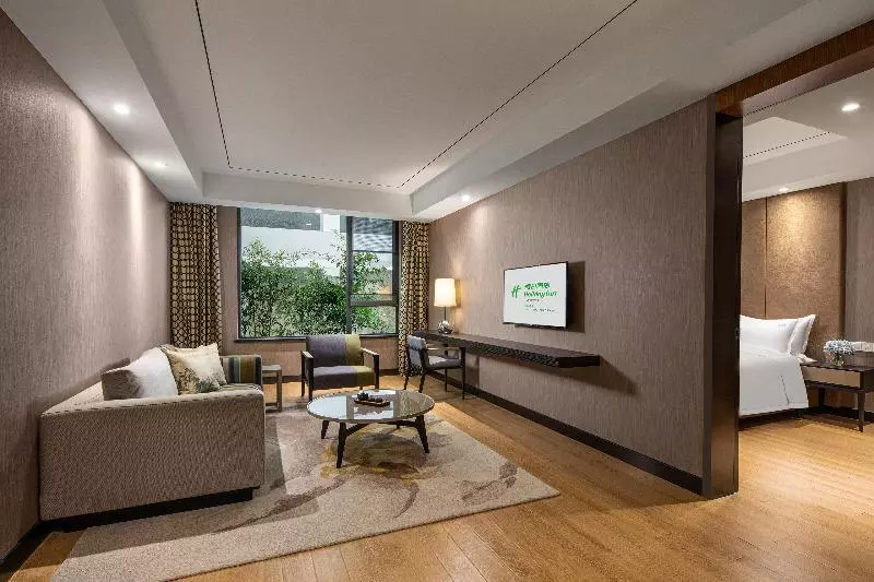 スイート, Holiday Inn Hangzhou Chaoshan, An Ihg