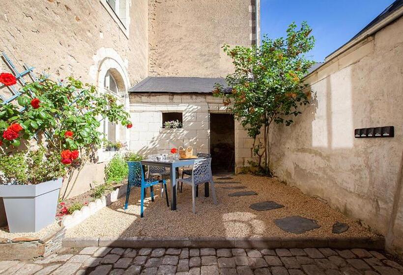 منزل غرفة نوم واحدة, Confidences Escale à Brissac