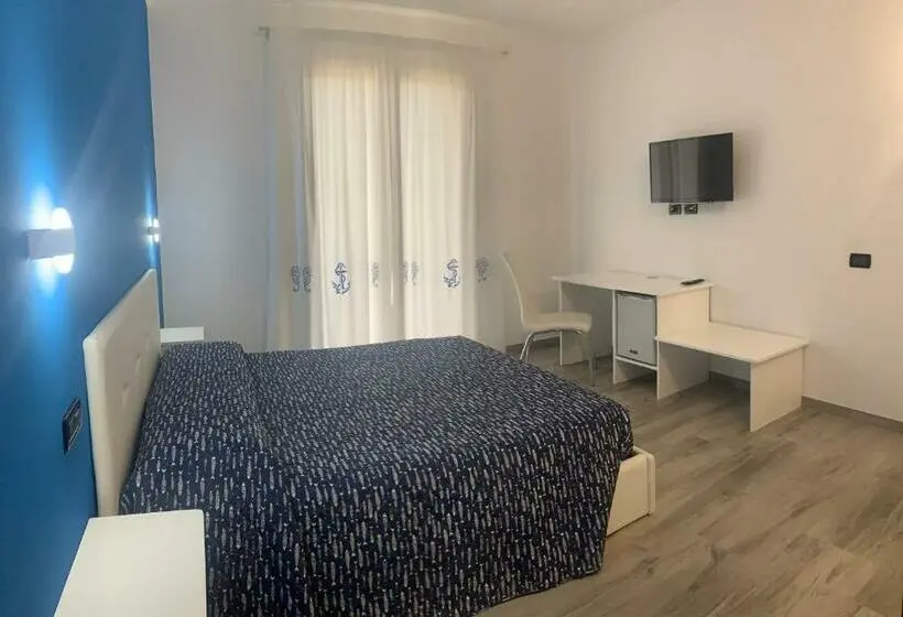 اتاق لوکس با چشم‌انداز دریا, Residenza “la Vecchia Ancora”
