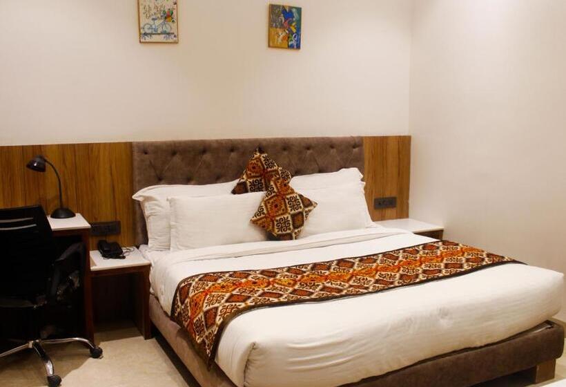 デラックスルーム, Blessings