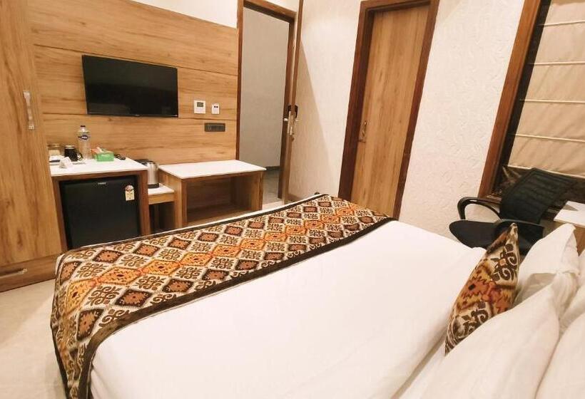 デラックスルーム, Blessings