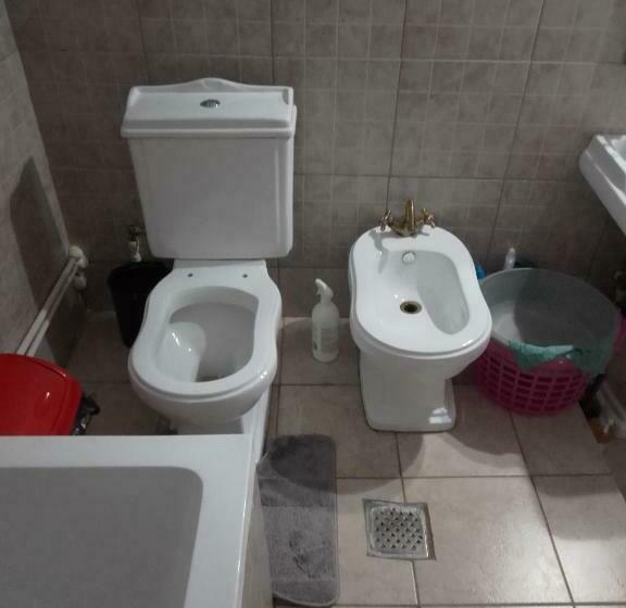 غرفة عائلية, Casa Mocanu