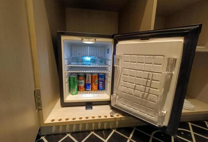 豪华房间, Boulevard By Design Hotel Chennai