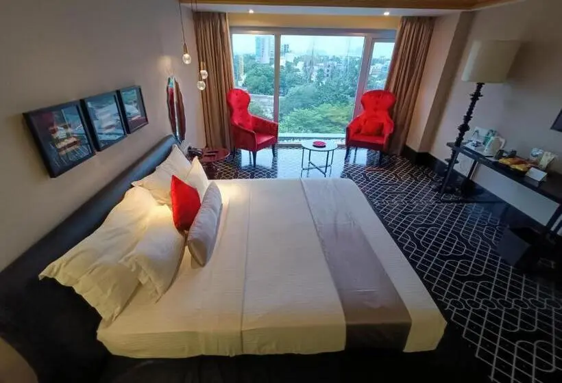デラックスルーム, Boulevard By Design Hotel Chennai