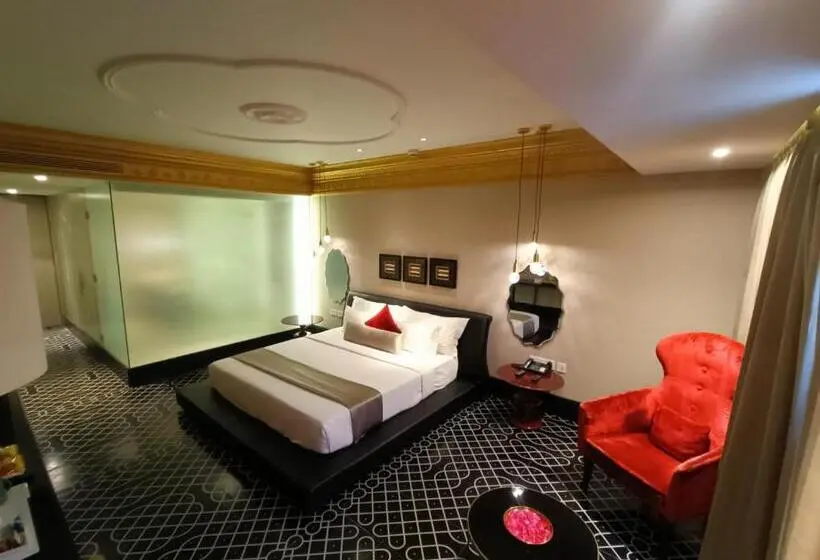デラックスルーム, Boulevard By Design Hotel Chennai