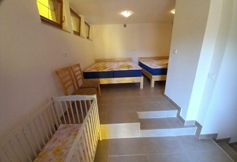 اتاق خانوادگی, Tubej B&b Family Room