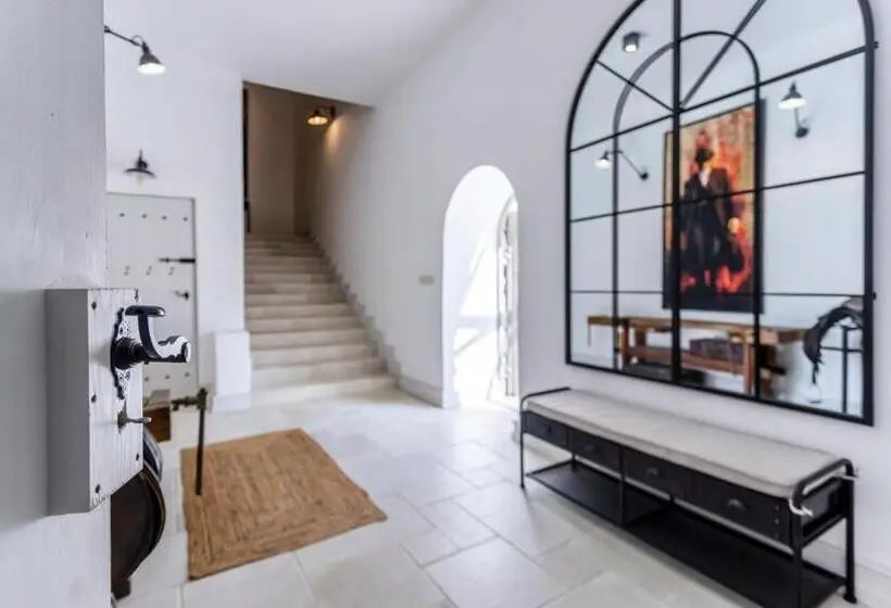 سوییت, Castro Mesembria Boutique