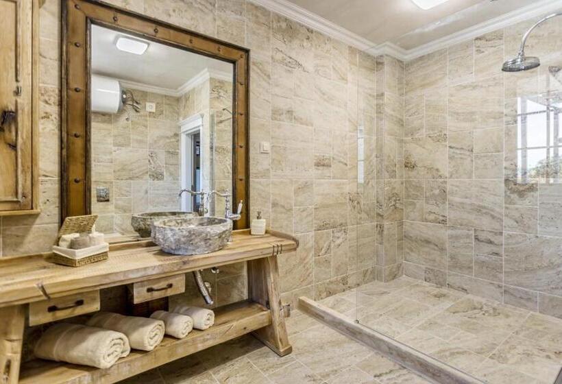 수피리어 스위트, Castro Mesembria Boutique